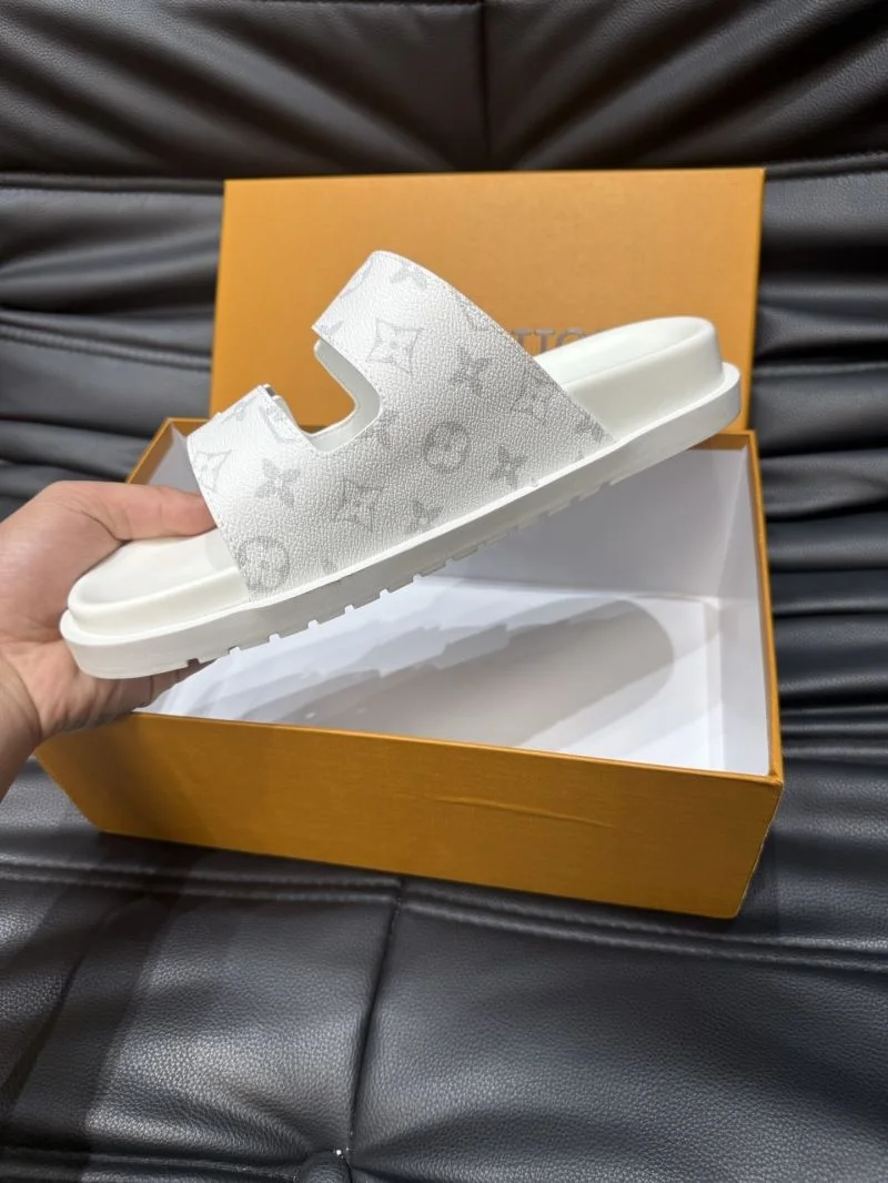 StreetReady Louis Vuitton Slippers 30516