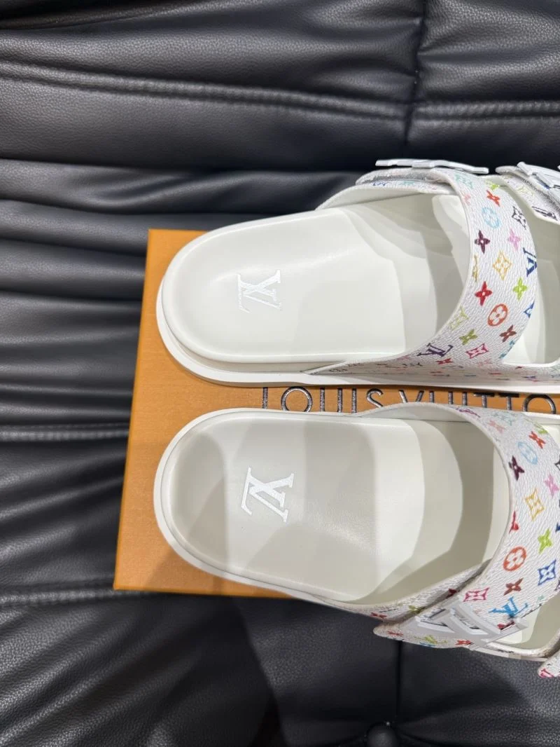 RelaxedFit Louis Vuitton Slippers 30499