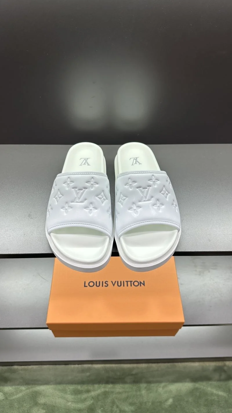 Louis Vuitton Slippers Soft 30492