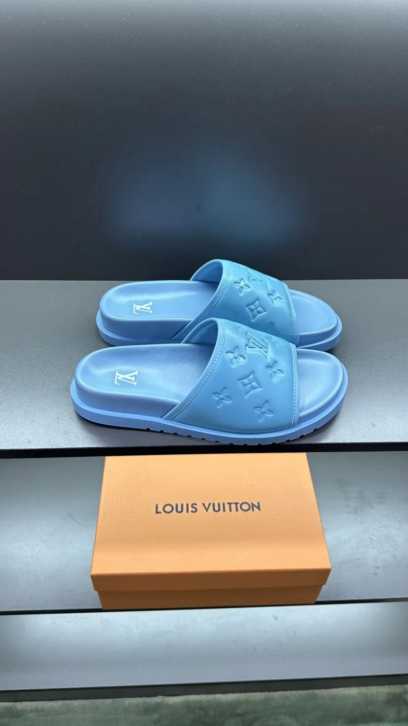 Thermal Louis Vuitton Slippers 30491