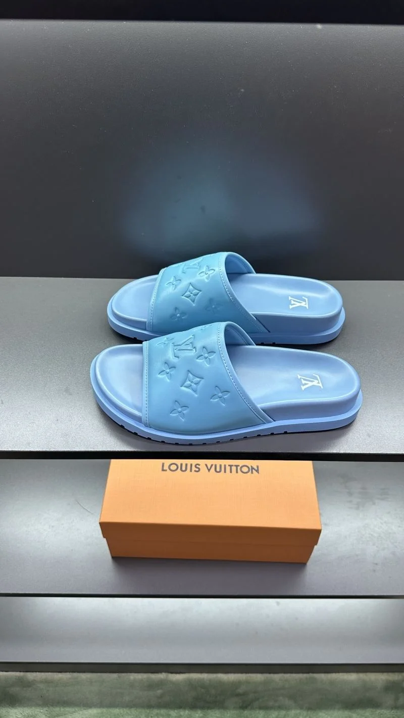 Thermal Louis Vuitton Slippers 30491
