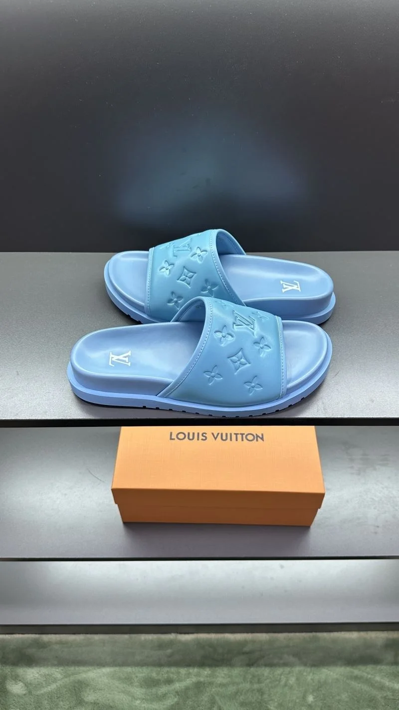 Thermal Louis Vuitton Slippers 30491