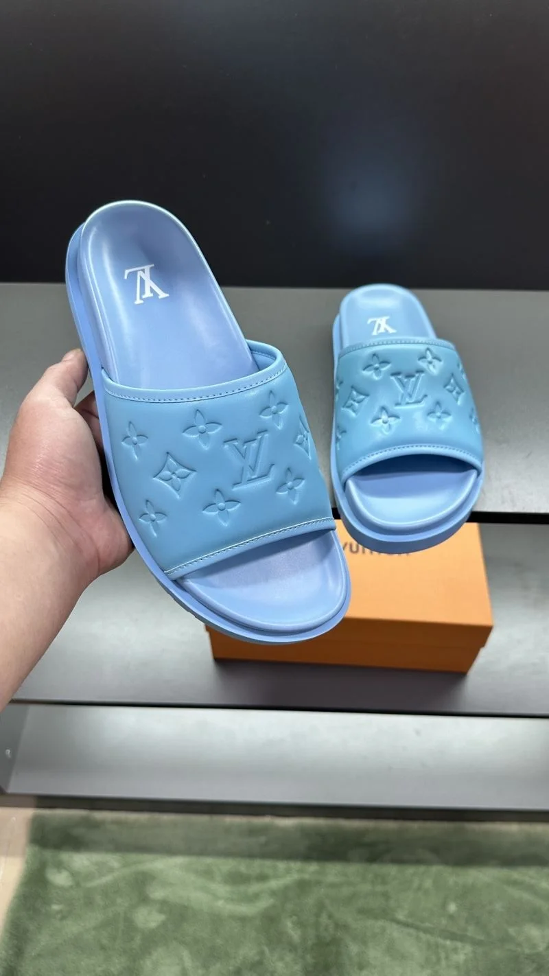 Thermal Louis Vuitton Slippers 30491
