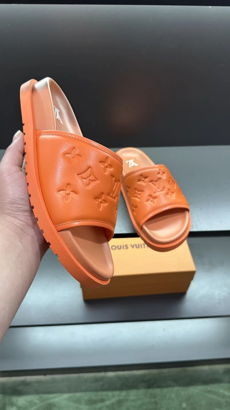 Louis Vuitton Slippers Soft 30495