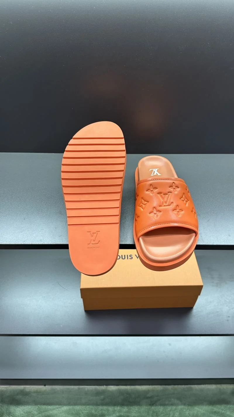 Louis Vuitton Slippers Soft 30495