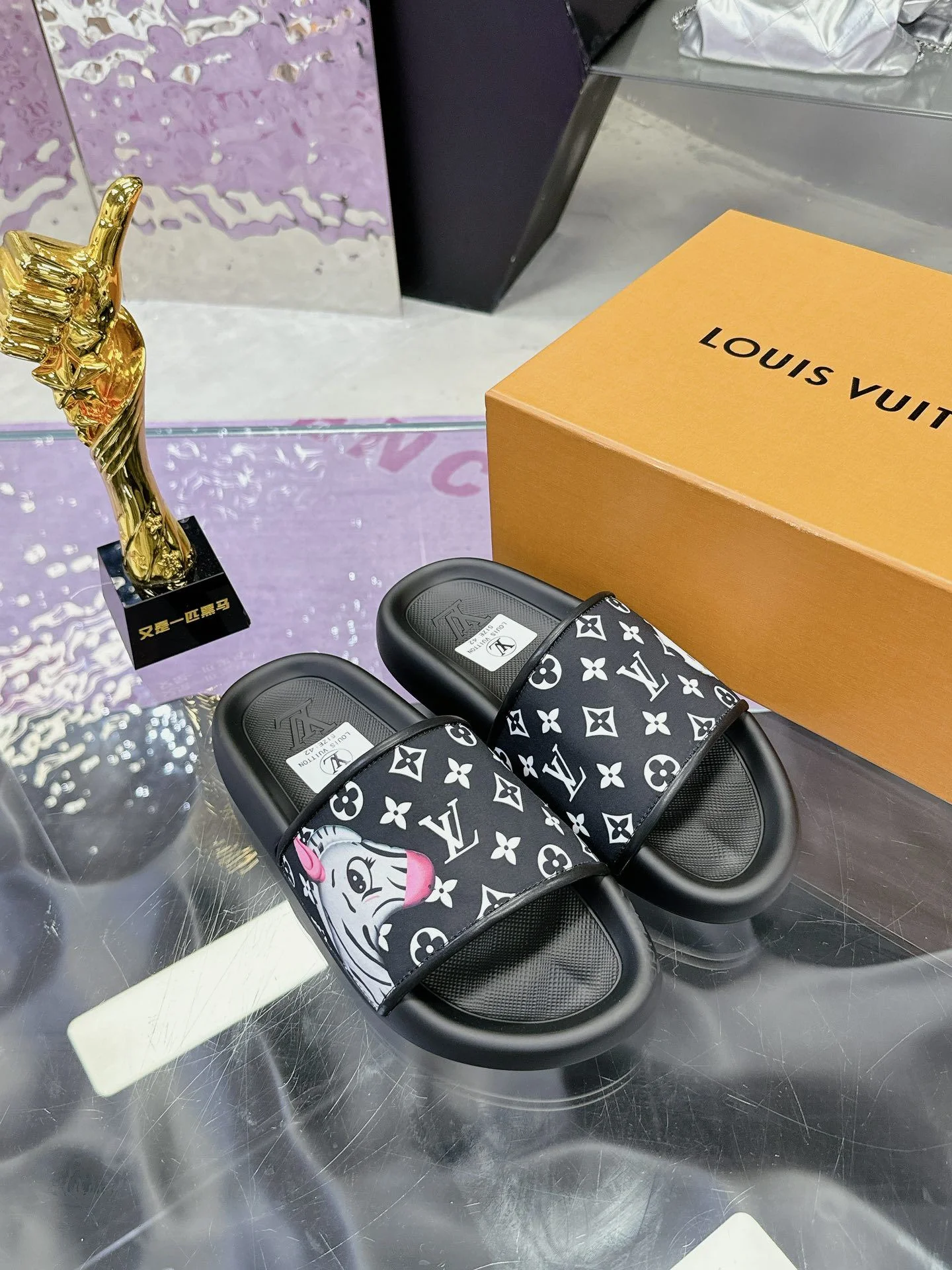 Affordable Louis Vuitton Slippers 31591