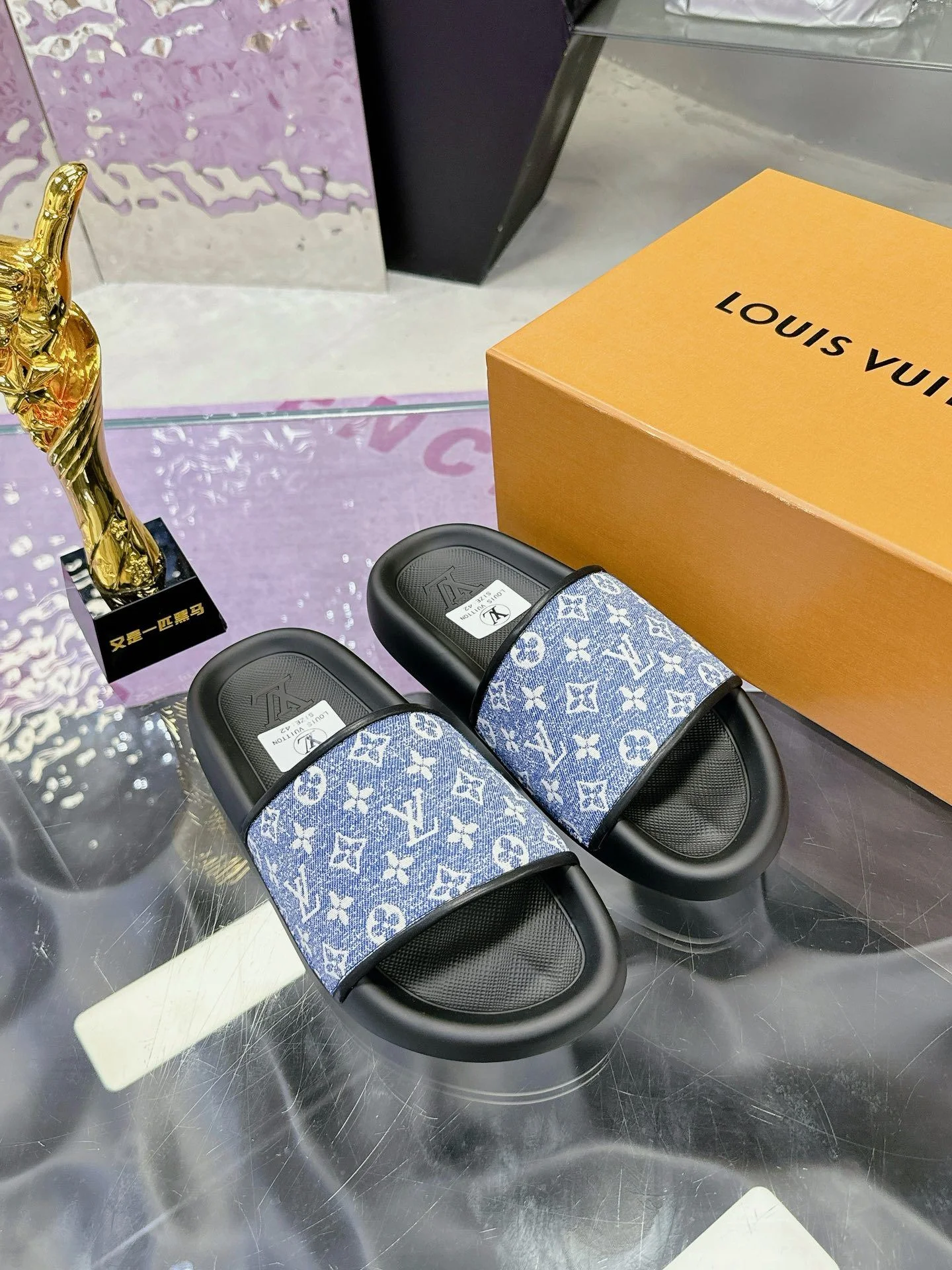 Louis Vuitton Slippers Trendy 31578
