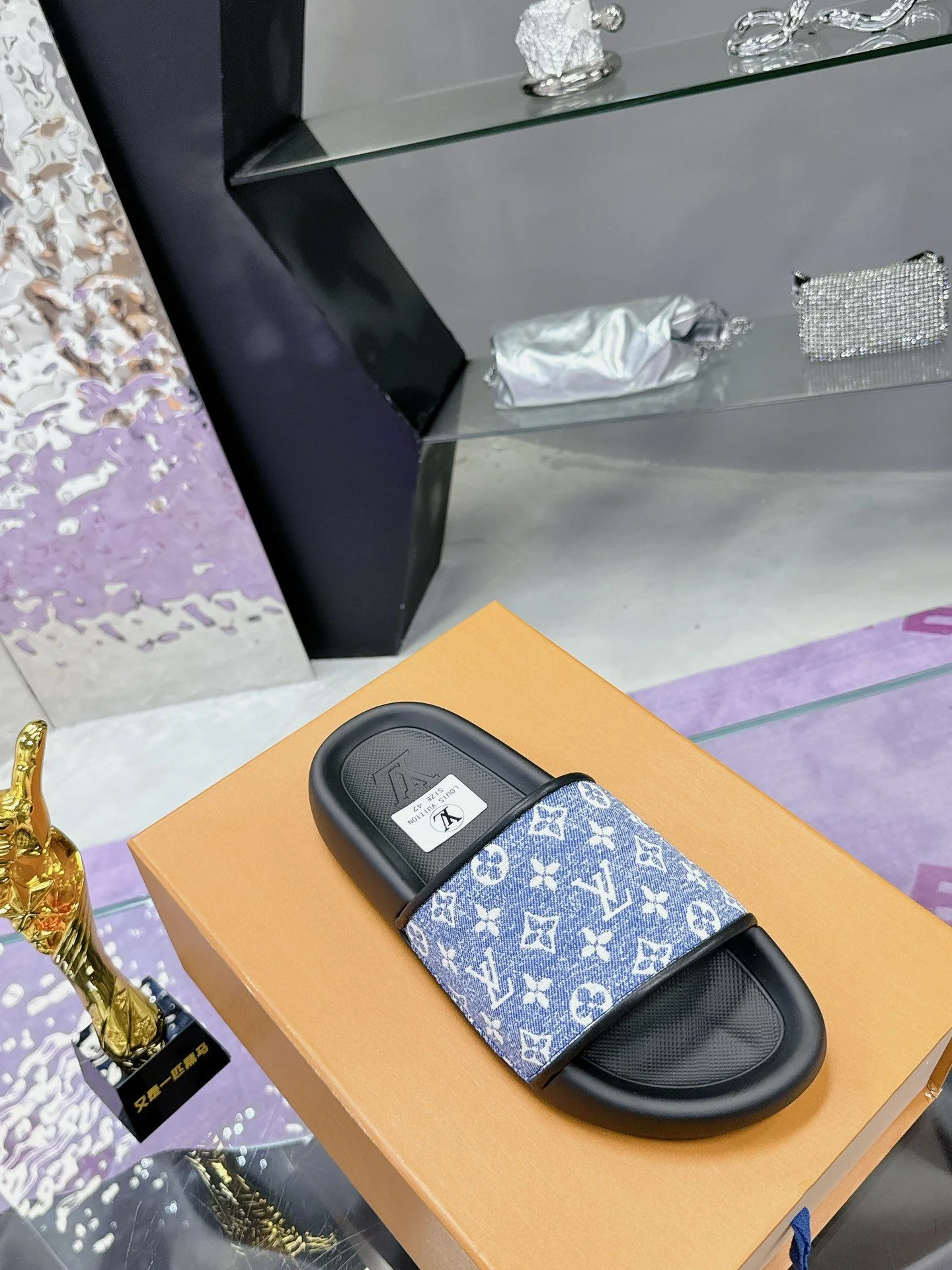 Louis Vuitton Slippers Trendy 31578