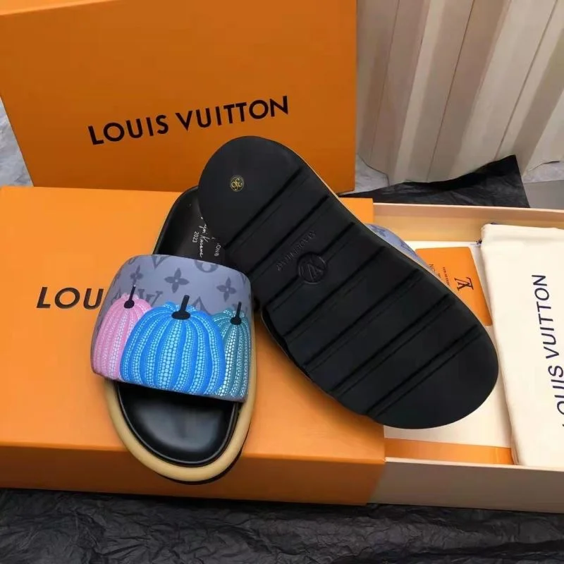 Trendsetting Louis Vuitton Slippers 32235