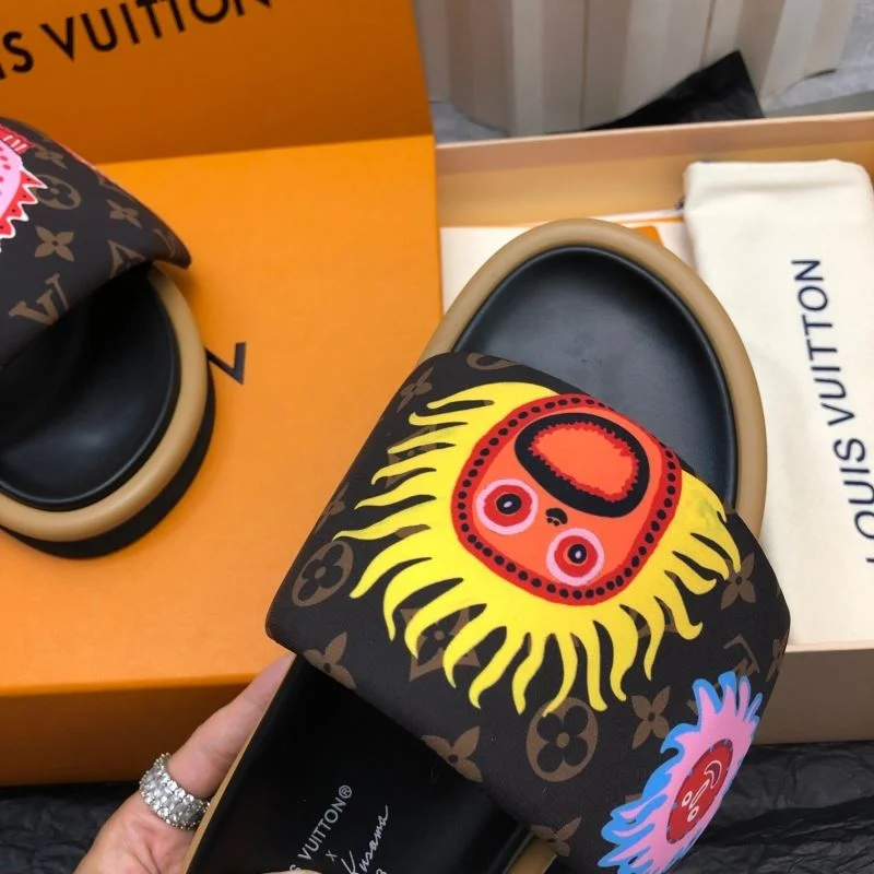 SmartChoice Louis Vuitton Slippers 32215