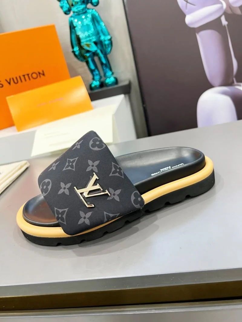 QuickDry Louis Vuitton Slippers 32221
