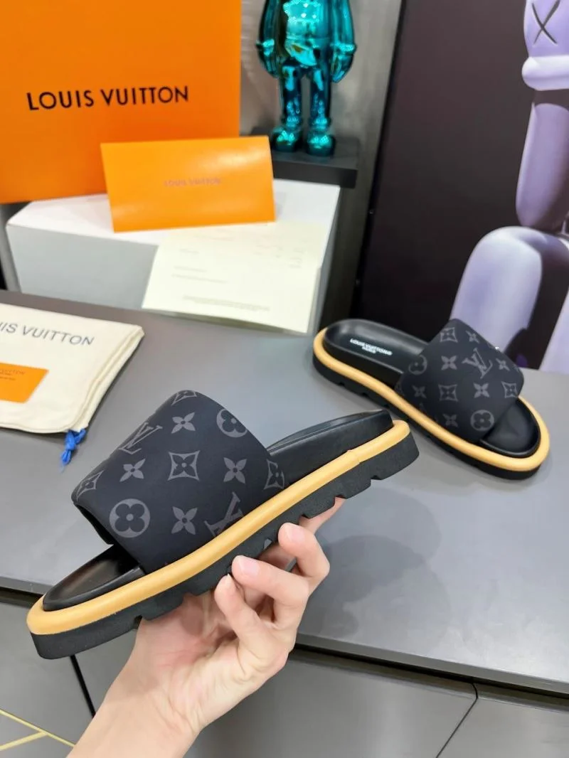 QuickDry Louis Vuitton Slippers 32221