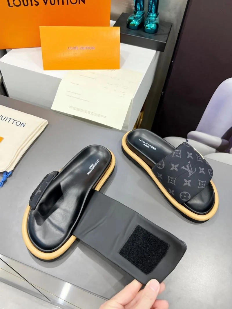 QuickDry Louis Vuitton Slippers 32221