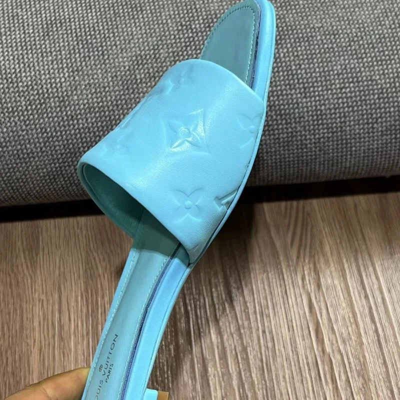 Louis Vuitton Slippers Durable 32220