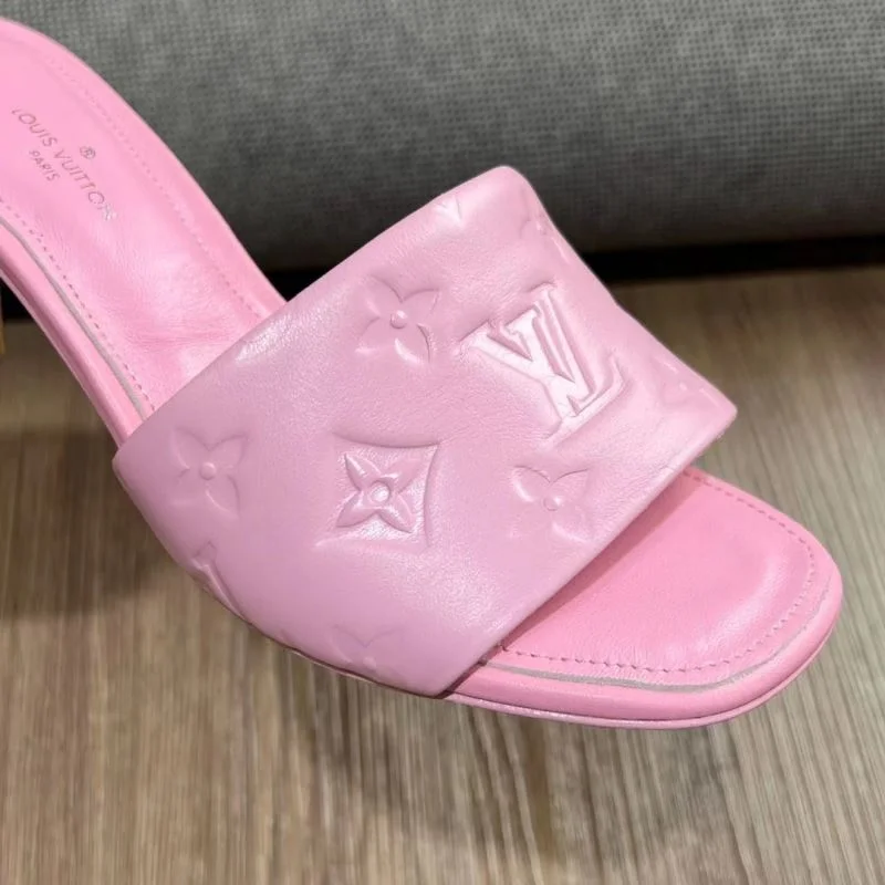 Louis Vuitton Slippers Sophisticated 32214