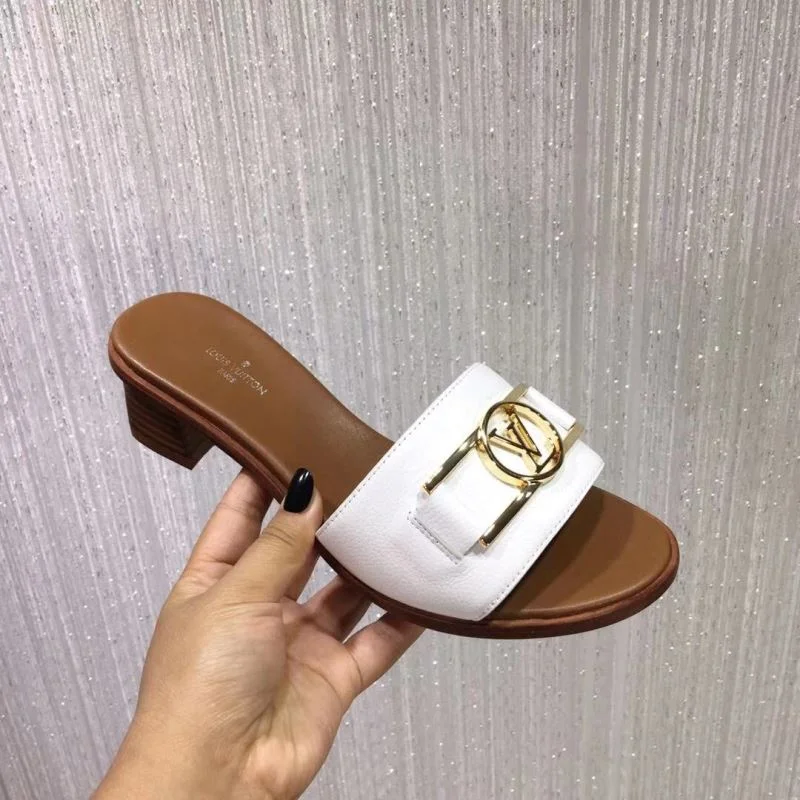 Soft Louis Vuitton Slippers 32210