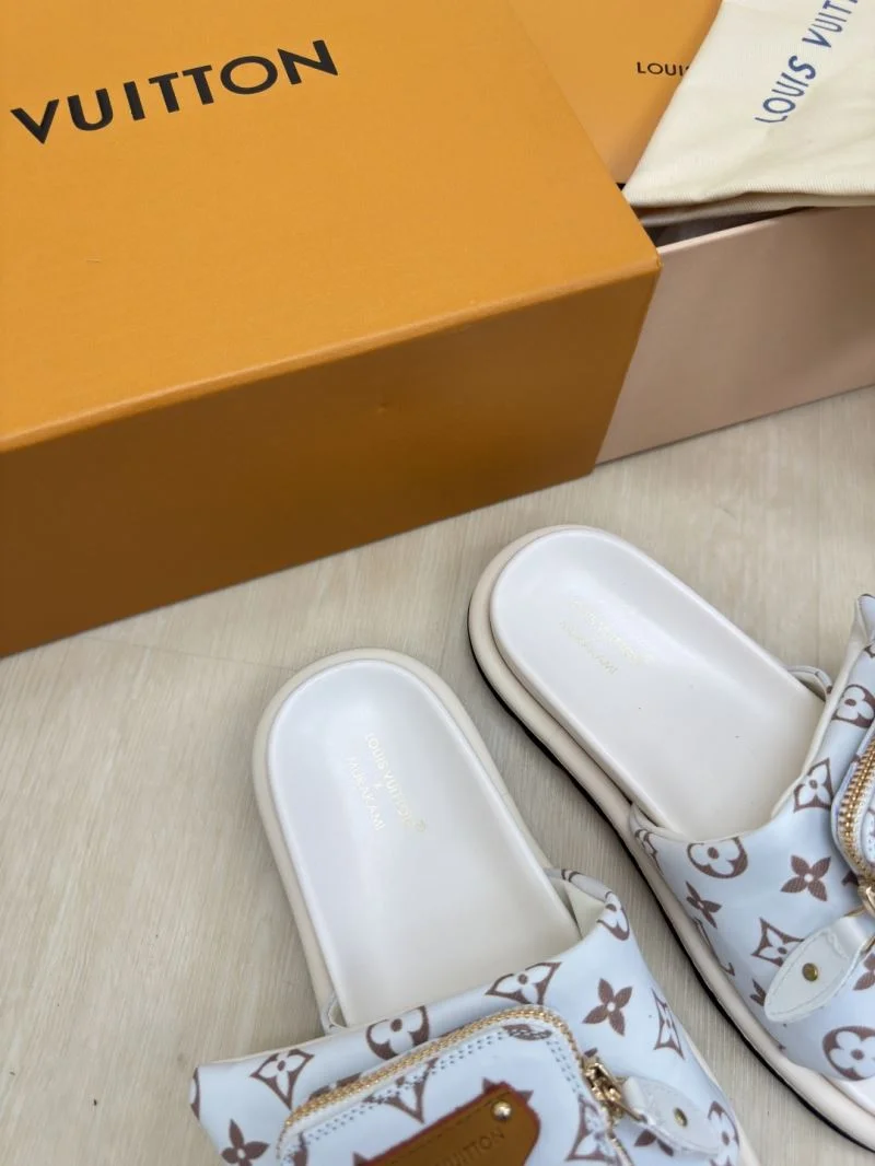 SmartChoice Louis Vuitton Slippers 32178