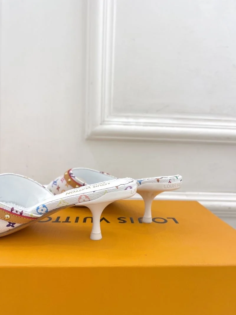 EyeCatching Louis Vuitton Slippers 32187