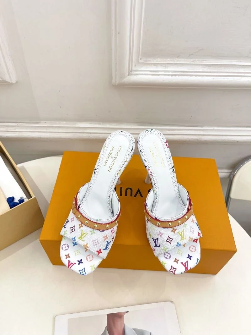 Seasonal Louis Vuitton Slippers 32200