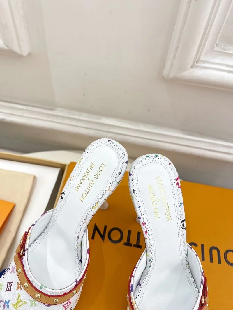Seasonal Louis Vuitton Slippers 32200