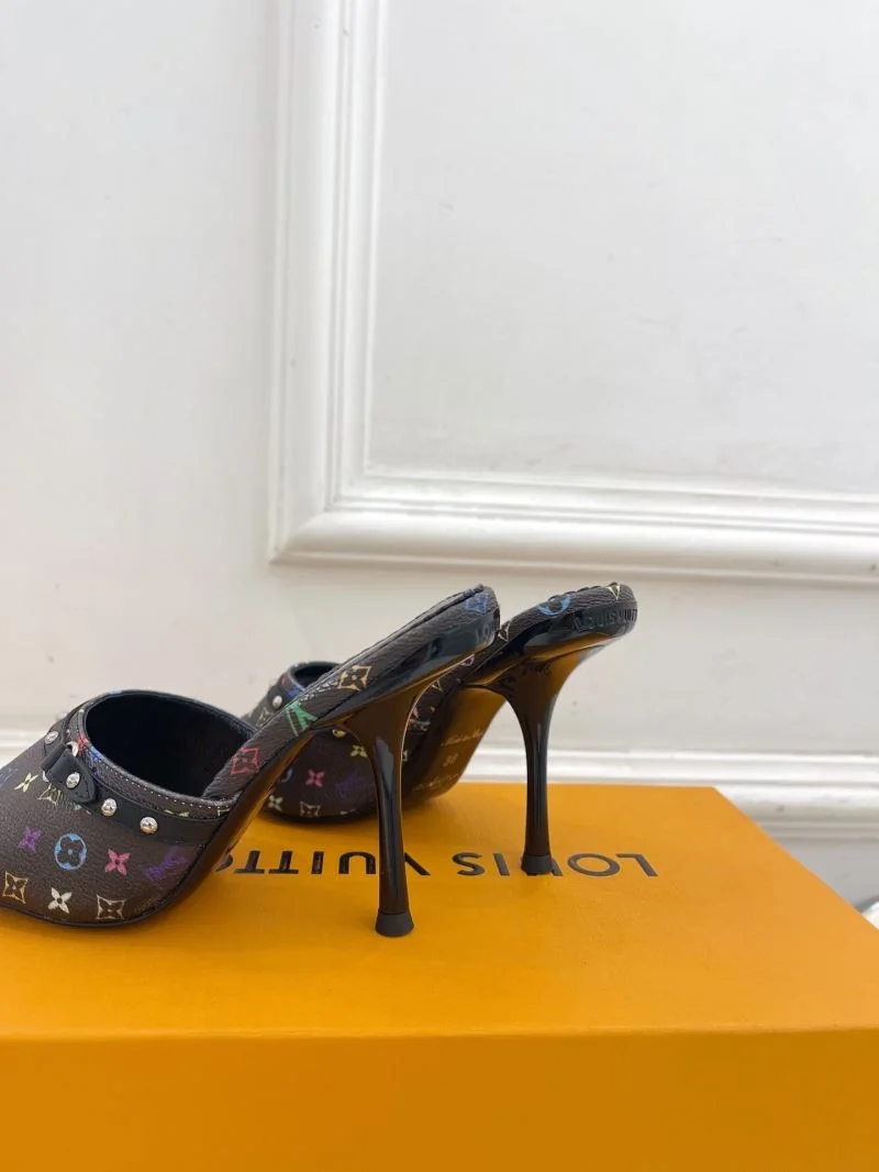 Louis Vuitton Slippers Elegant 32204