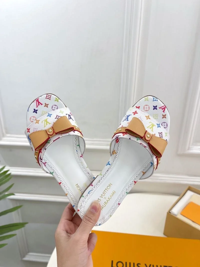 Functional Louis Vuitton Slippers 32193