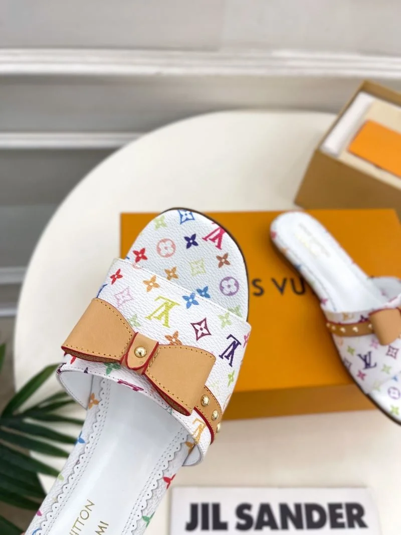 Functional Louis Vuitton Slippers 32193