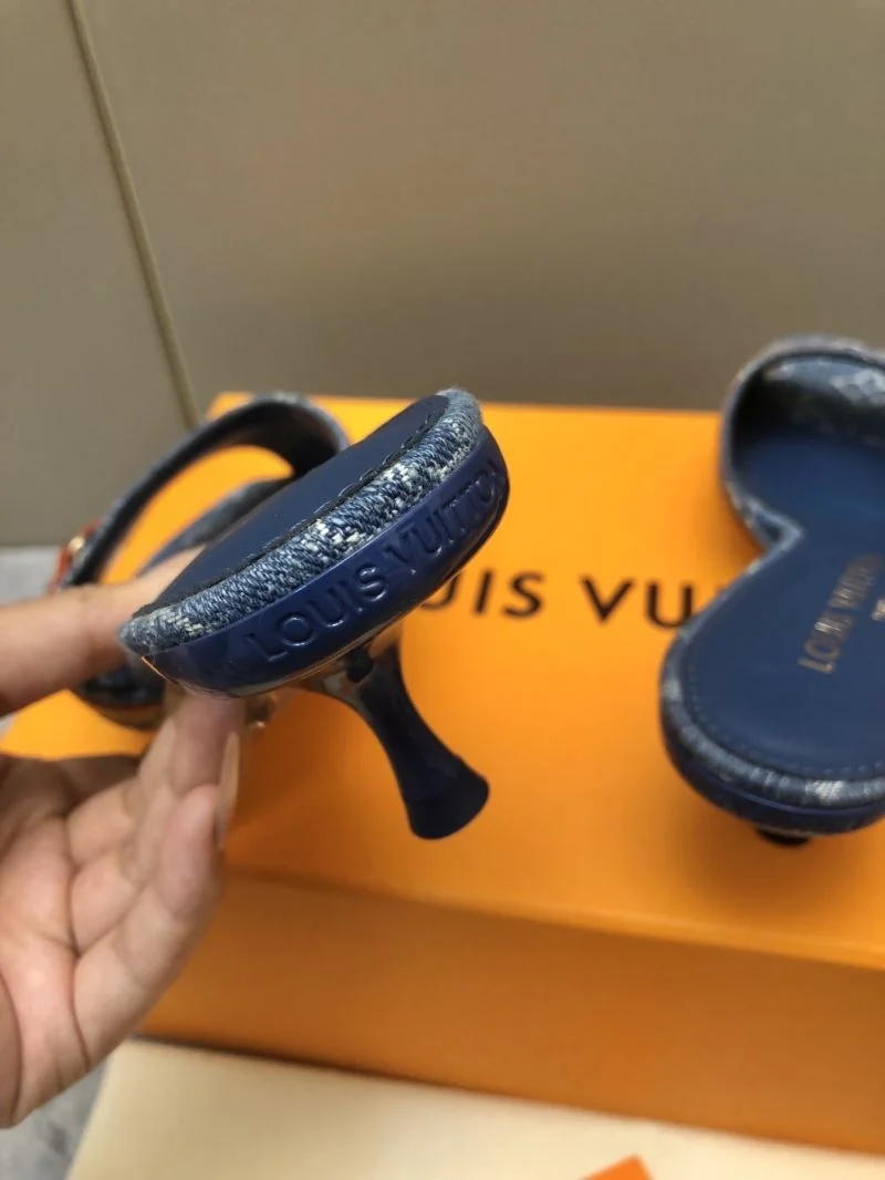 Sustainable Louis Vuitton Slippers 32197