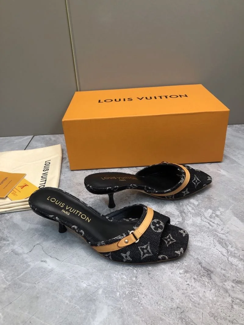 Unisex Louis Vuitton Slippers 32199