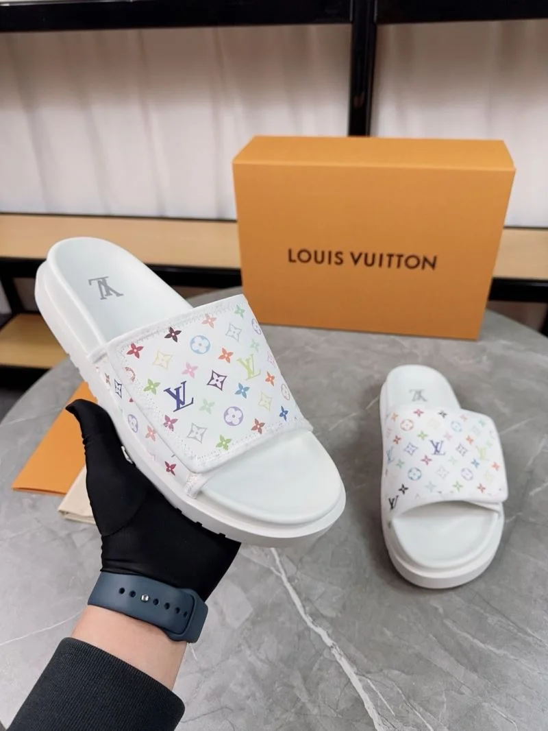 WrinkleFree Louis Vuitton Slippers 32170