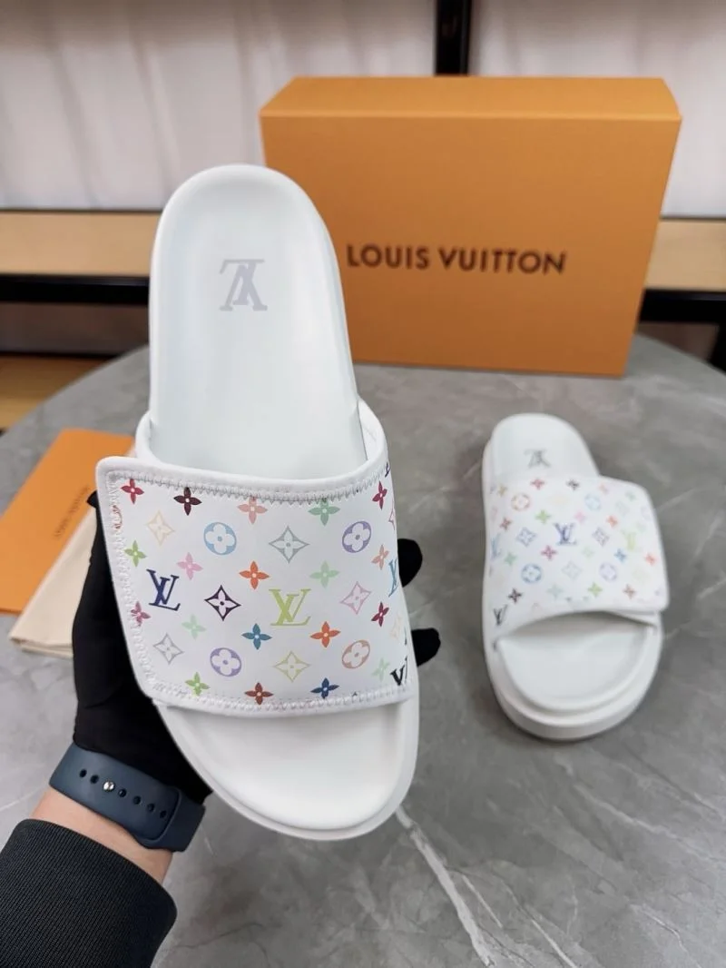 WrinkleFree Louis Vuitton Slippers 32170
