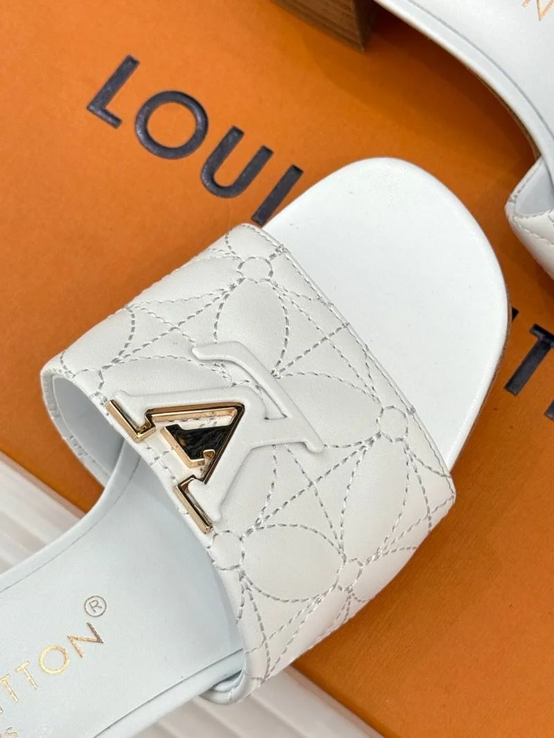 Louis Vuitton Slippers Supportive 32148
