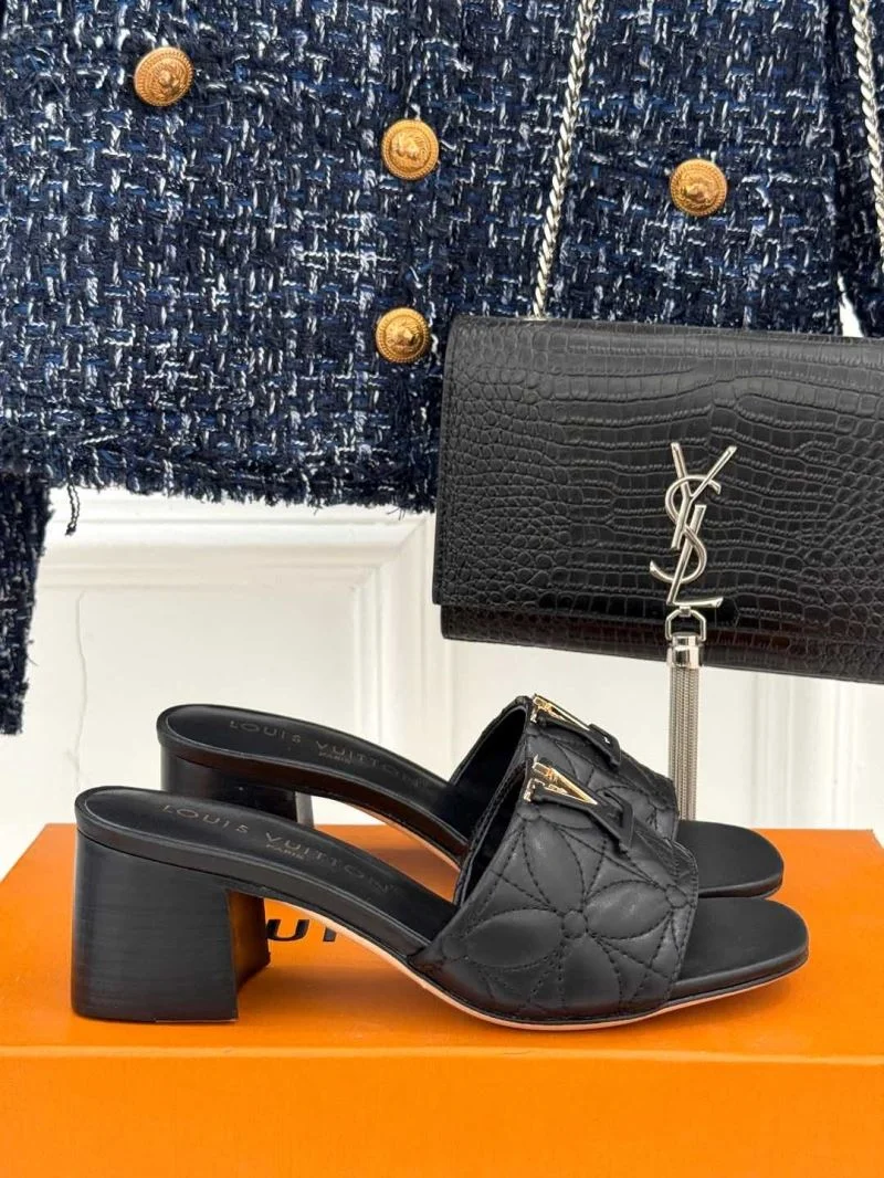Vibrant Louis Vuitton Slippers 32145