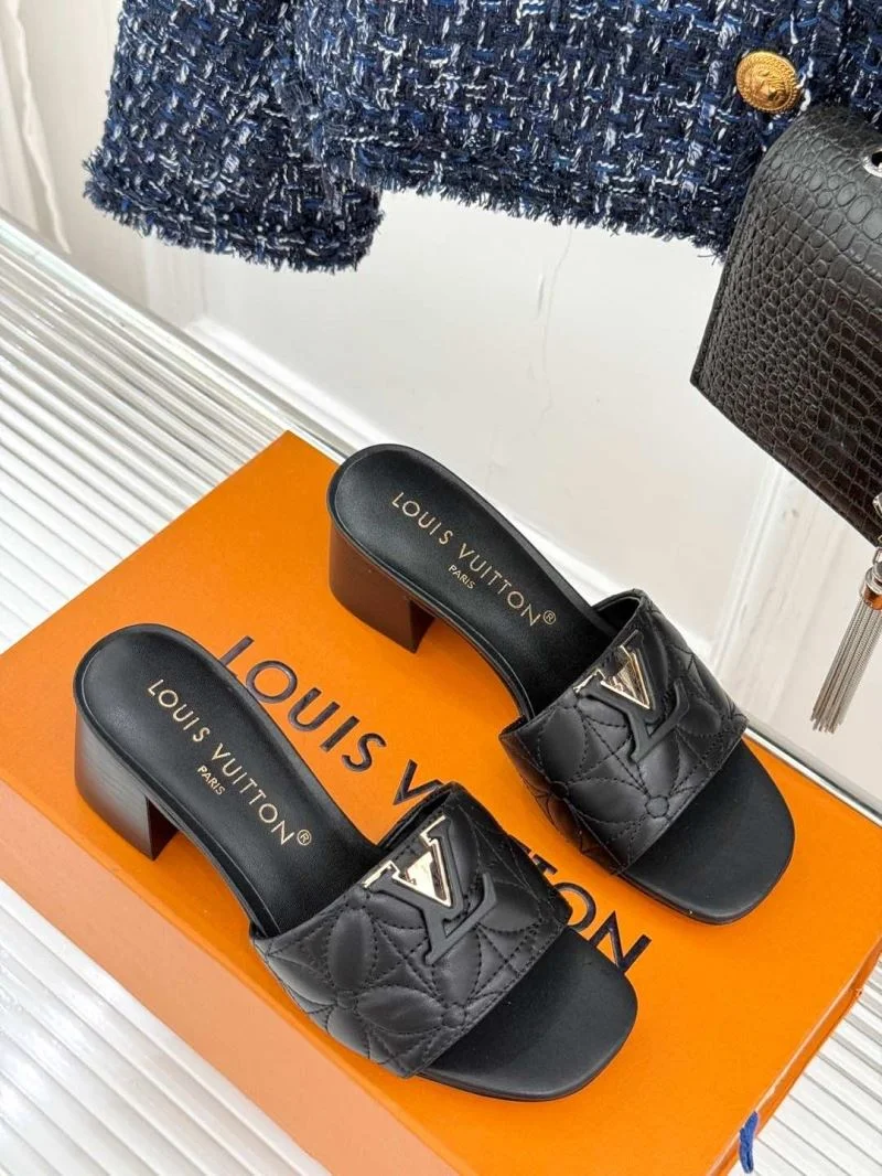 Vibrant Louis Vuitton Slippers 32145