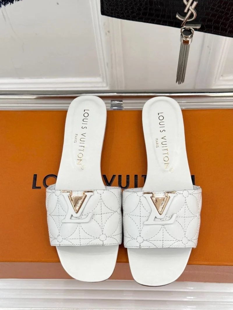 Trendsetting Louis Vuitton Slippers 32163