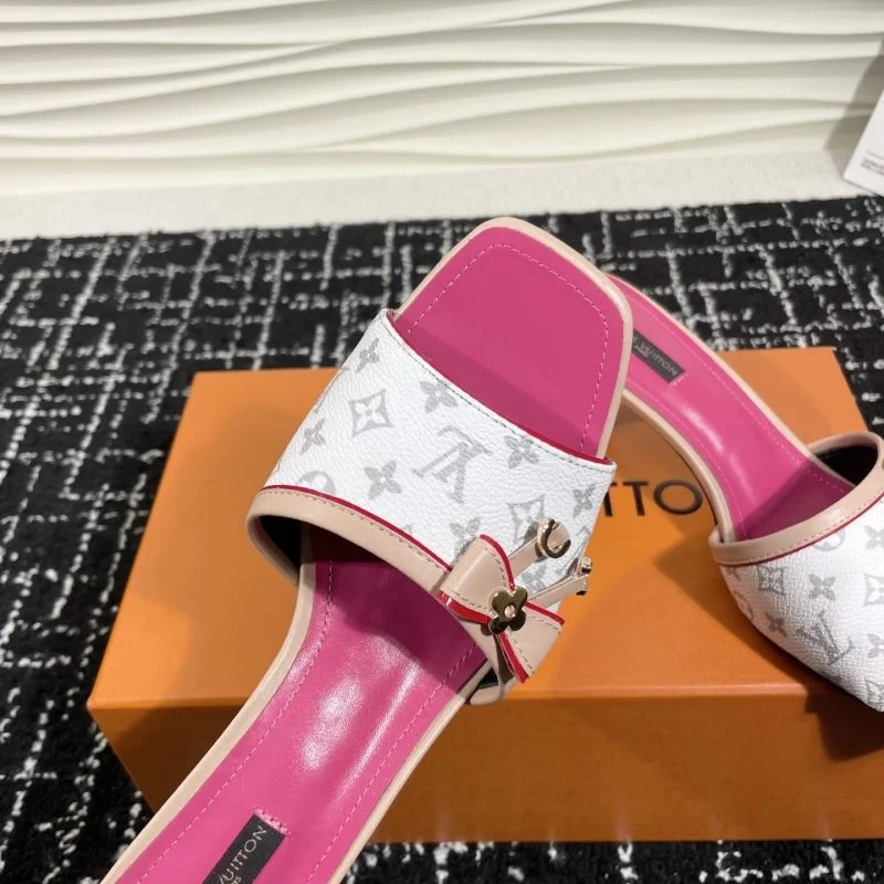 Lightweight Louis Vuitton Slippers 31850