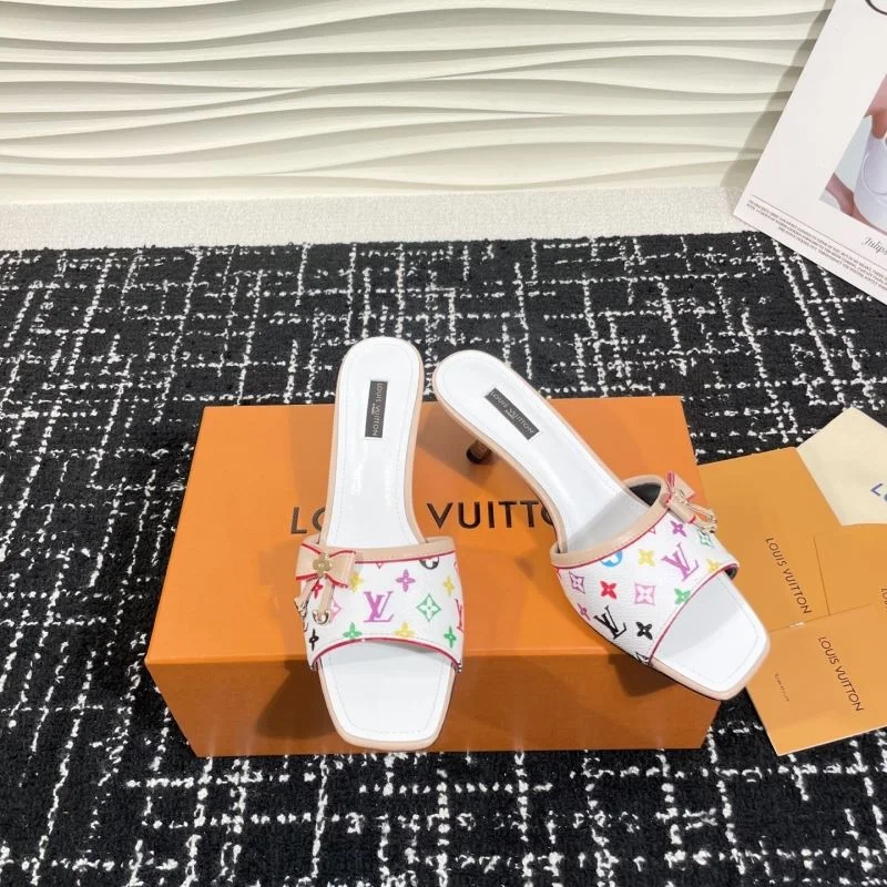 NewStyle Louis Vuitton Slippers 31853