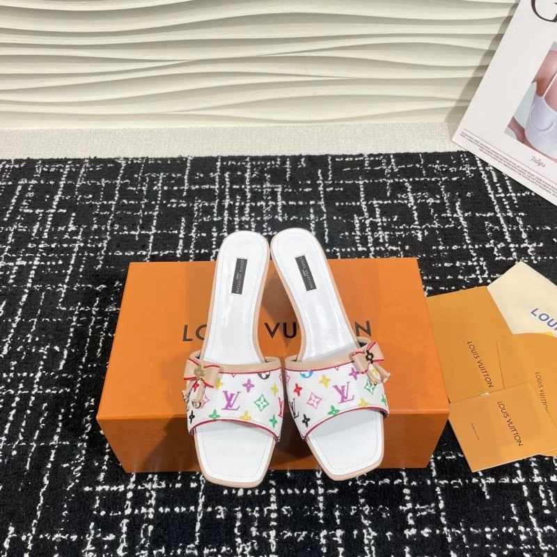 NewStyle Louis Vuitton Slippers 31853