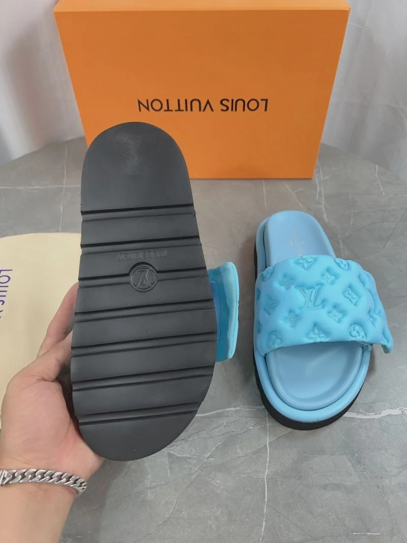 Louis Vuitton Slippers Durable 31820