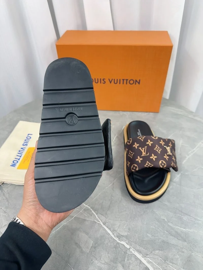 Louis Vuitton Slippers ModernLook 31831