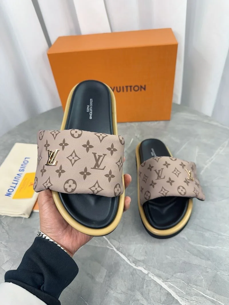 Louis Vuitton Slippers Compact 31824