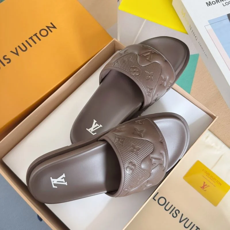 Louis Vuitton Slippers Trendsetting 31816