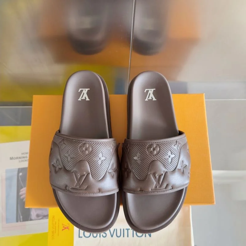 Louis Vuitton Slippers Trendsetting 31816