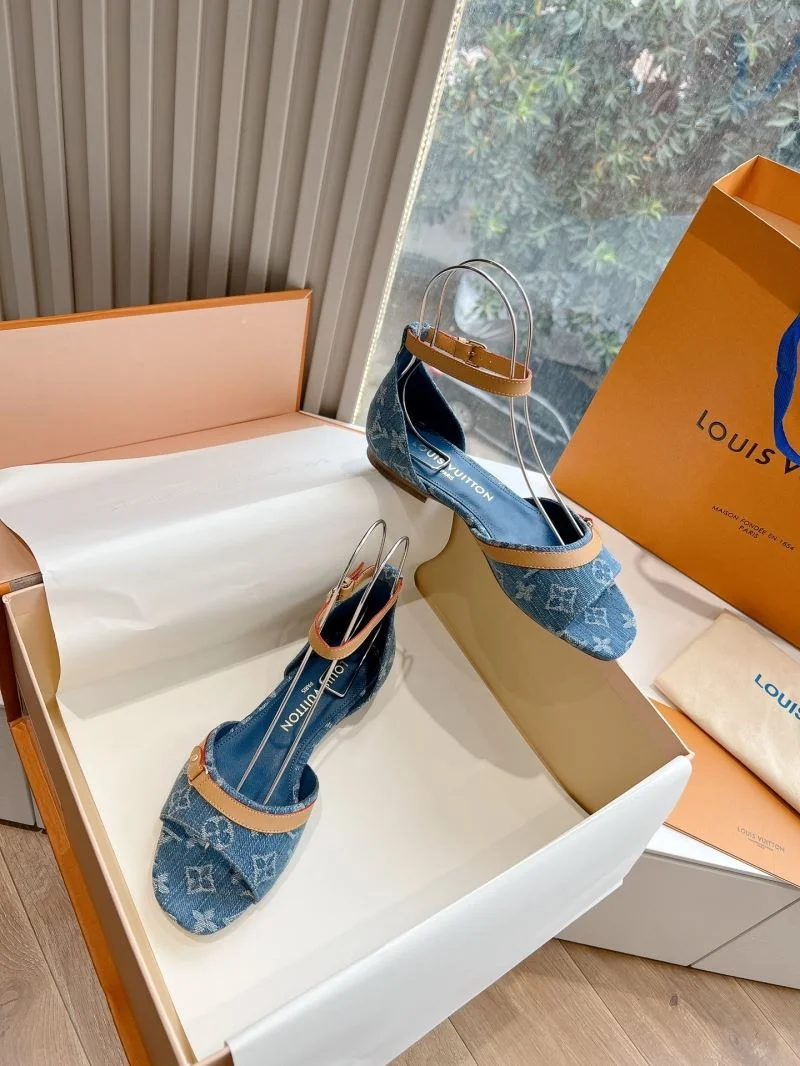 Cozy Louis Vuitton Slippers 31836