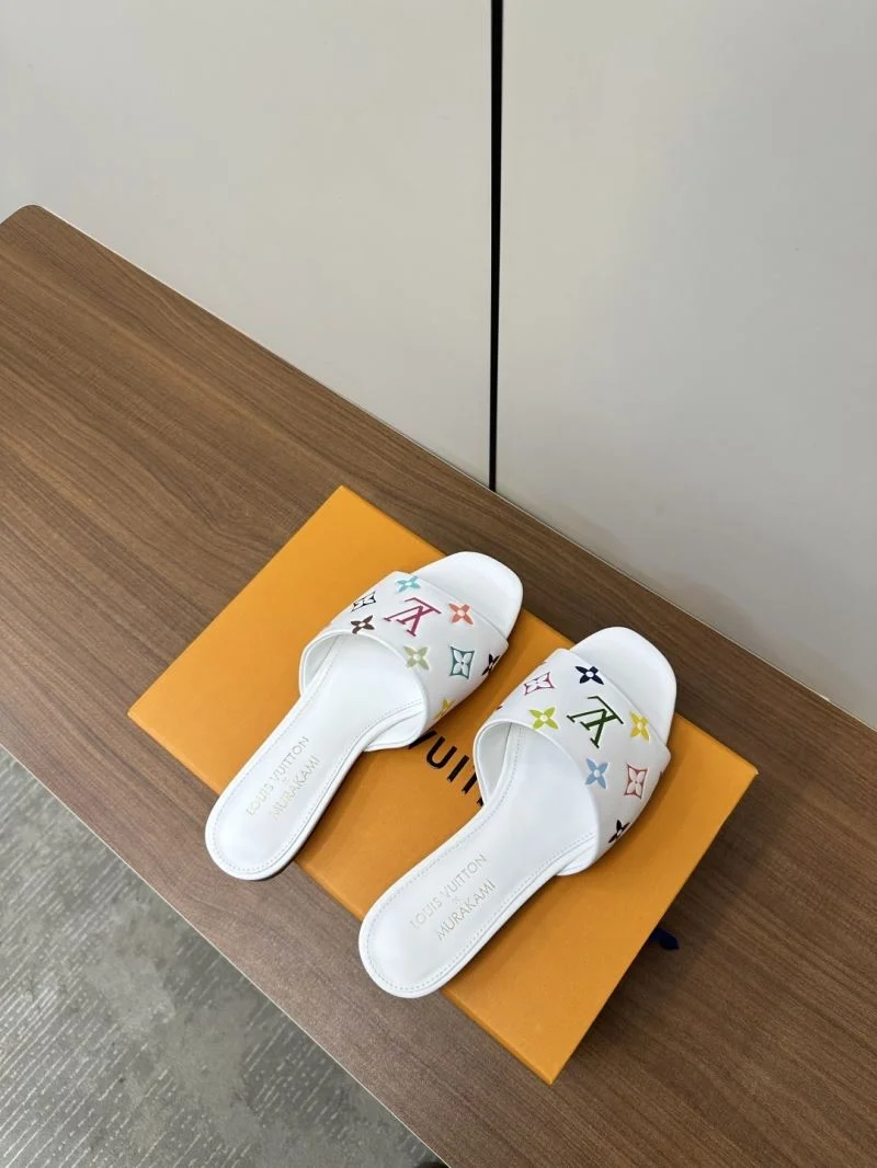 Effortless Louis Vuitton Slippers 31823