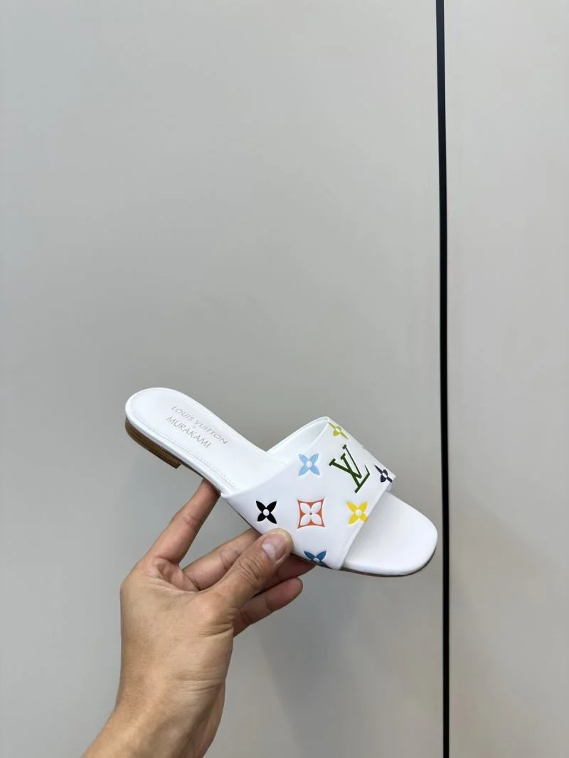 Effortless Louis Vuitton Slippers 31823
