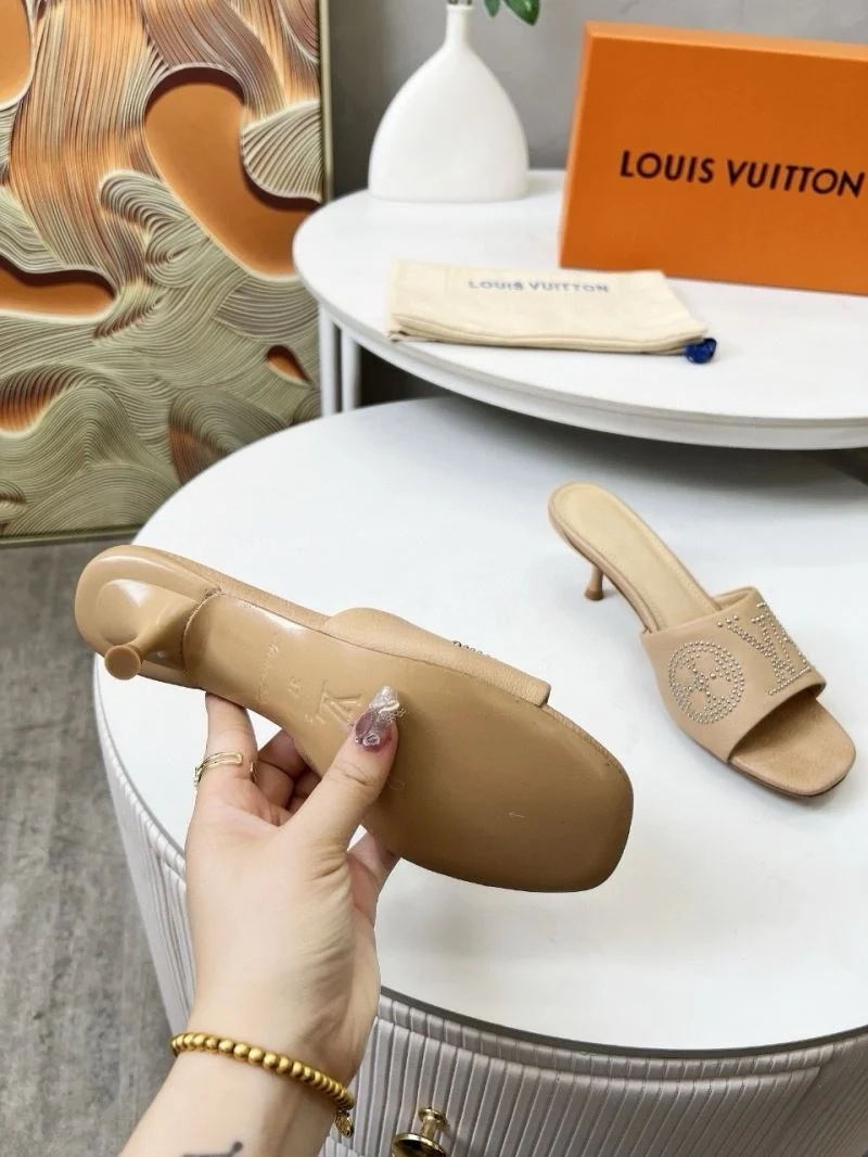 EyeCatching Louis Vuitton Slippers 31808