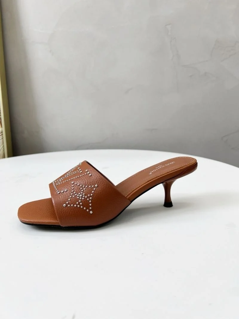 Unique Louis Vuitton Slippers 31821