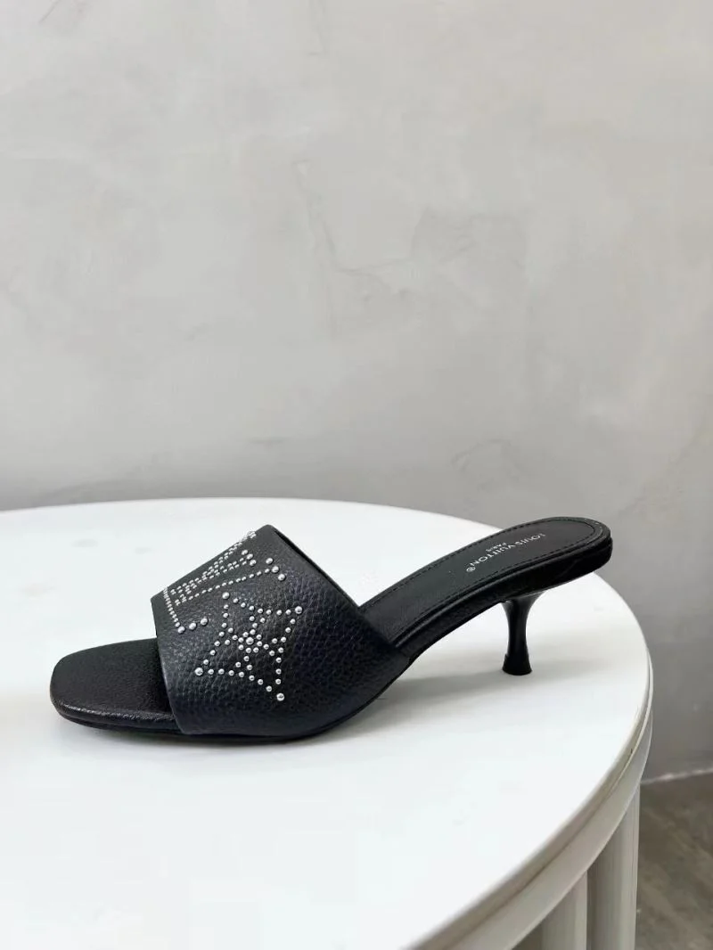 Louis Vuitton Slippers Casual 31806