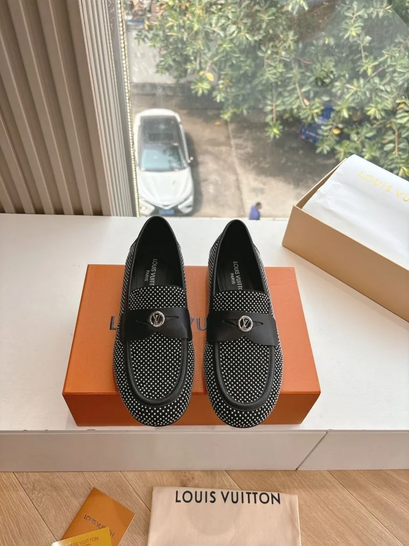 Louis Vuitton Slippers Supportive 31776